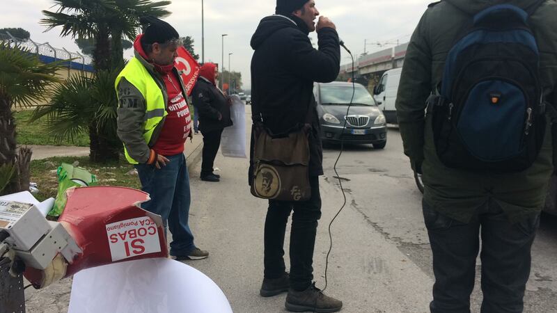 Di Maio contestato a Napoli 11