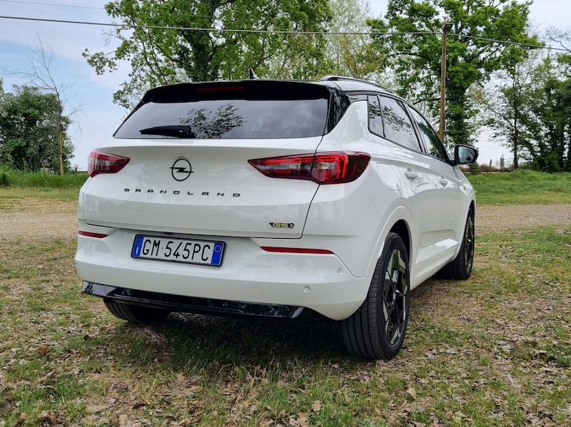 Opel Grandland Gse, guarda le foto 8