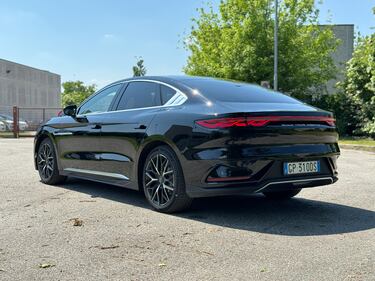 BYD Han: guarda la gallery della berlina elettrica cinese da 517 CV 1