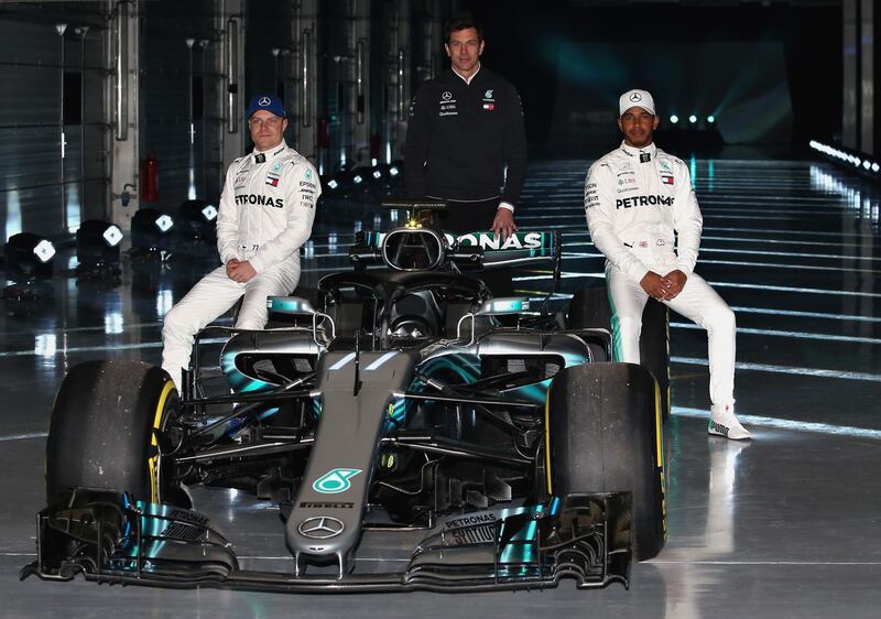 La Mercedes esce allo scoperto: ecco le foto della nuova W09 5
