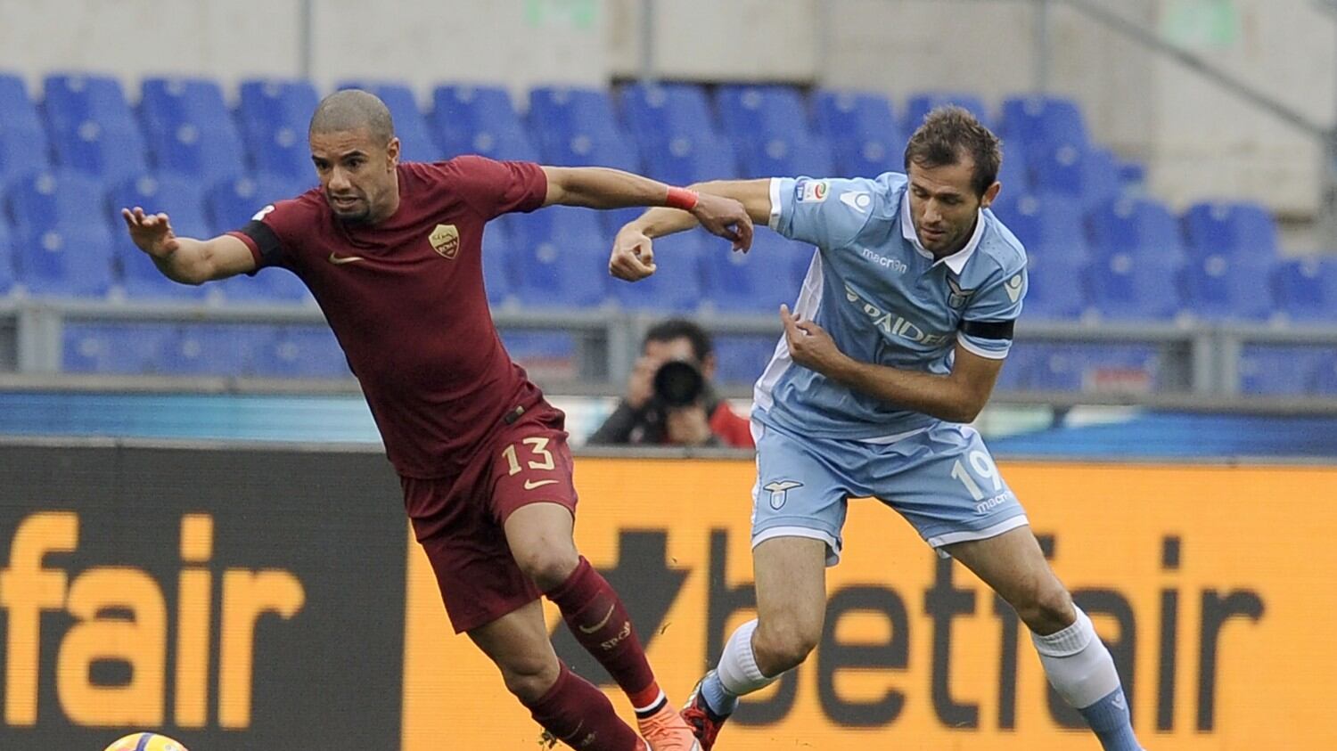Lulic attacca Rudiger: "Cosa parla a fare, a Stoccarda vendeva calzini"