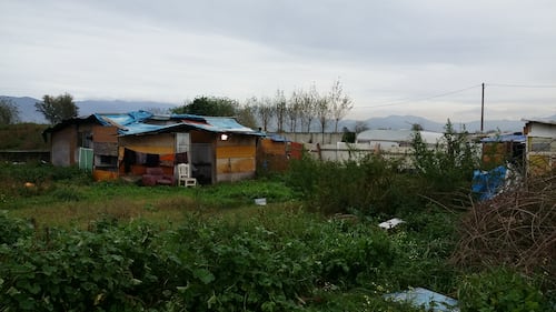 Nel campo rom senza acqua, senza bagni e colmo di rifiuti 5