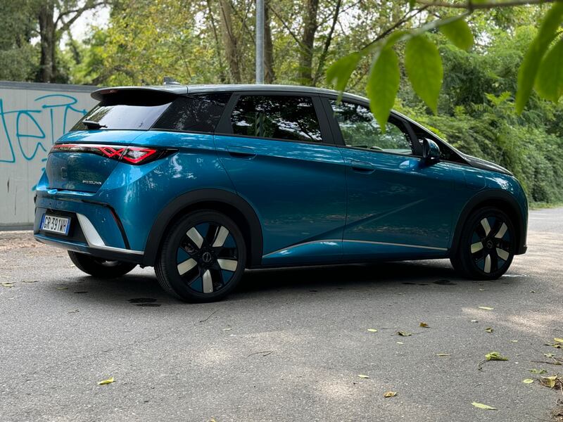 BYD Dolphin: guarda la gallery dell'elettrica economica e ben rifinita 10
