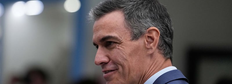 Il sondaggio che spaventa Sanchez: Vox e il Pp in costante crescita. E dopo Ceuta il divario aumenta ancora