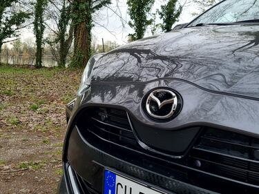 Mazda2 Hybrid prova su strada: guarda le foto 5
