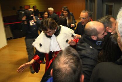 Contestazione al ministro dell'Istruzione Fedeli 6