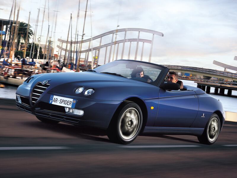 Alfa Romeo Spider 916, guarda la gallery 12