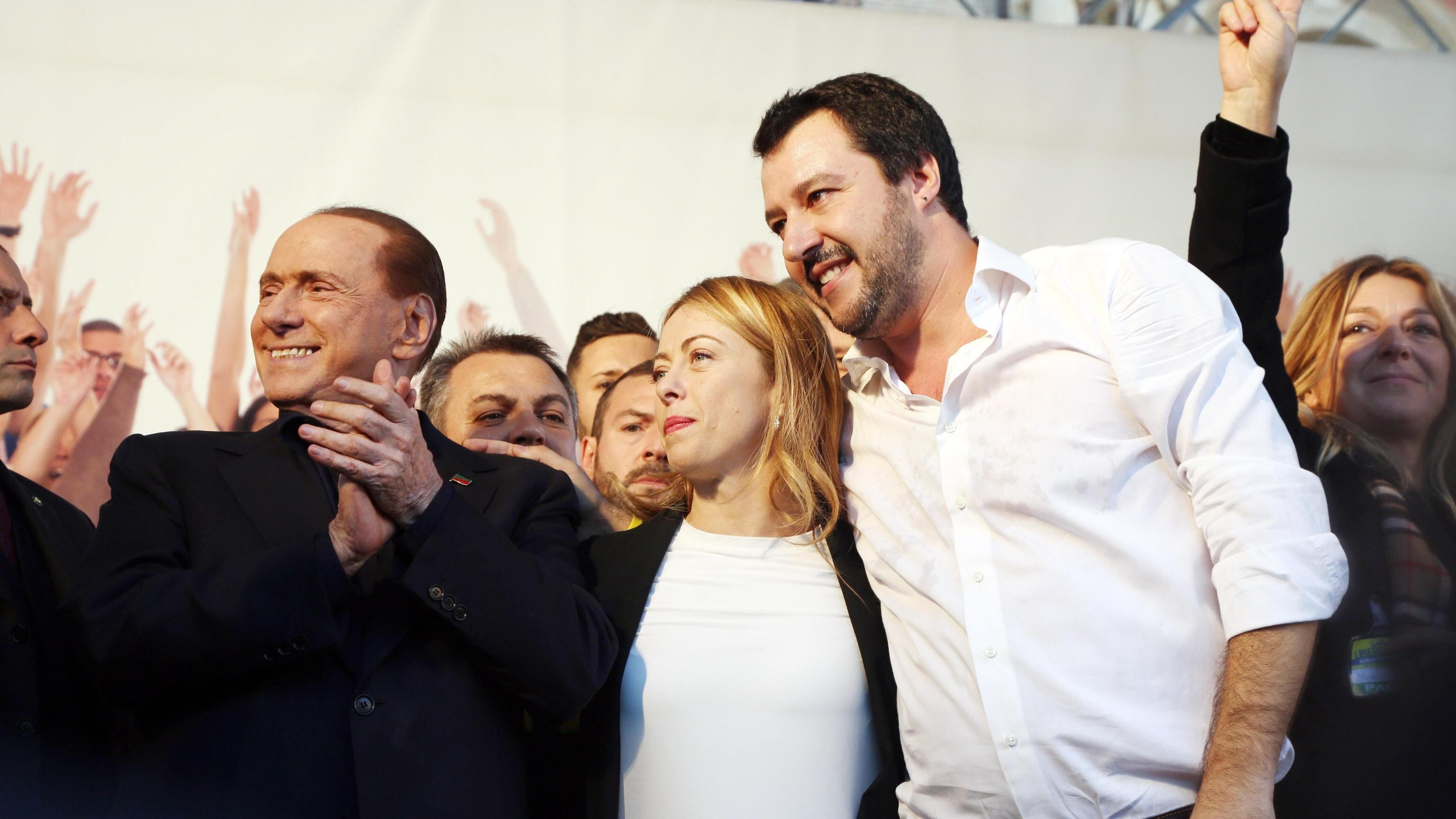 Parte lo scaricabarile, i giornali di sinistra non si danno pace per la sconfitta
