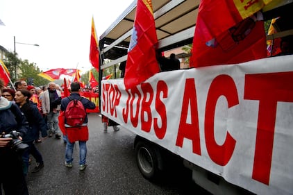 Fiom in piazza a Milano 6