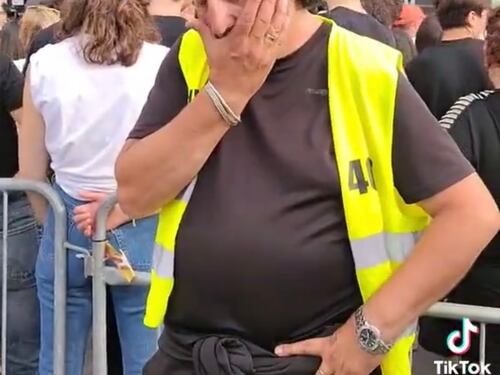 Disappunto e sconcerto: chi è lo steward idolo del web dopo l'evento di Fedez