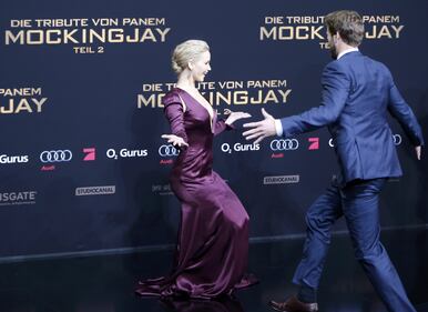 Hunger Games: protagoniste senza reggiseno a Berlino 13