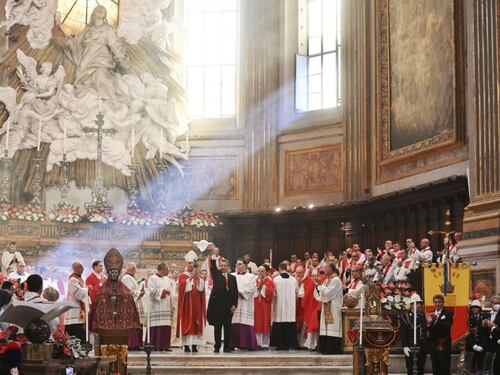 Miti e miracoli di Napoli: il sangue di san Gennaro nella fede