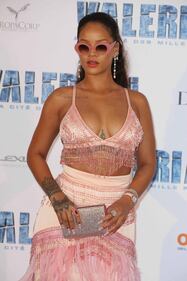 Rihanna sexy alla première di Valerian 16