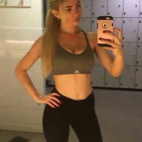 April Summers sexy su Instagram: gli scatti hot della grande tifosa dell'Inter 6