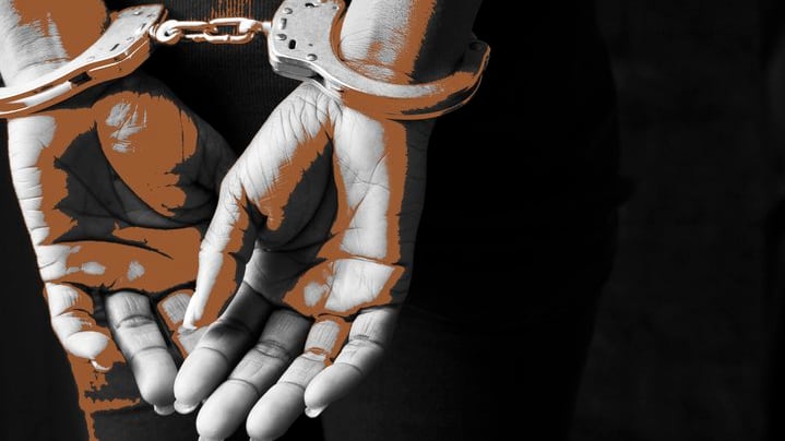 Latina, torna libera ma attacca un'altra donna: nigeriana in carcere