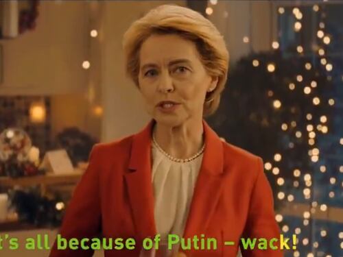 "Tutta colpa di Putin!", lo spot natalizio di Russia Today che sbeffeggia l'Europa