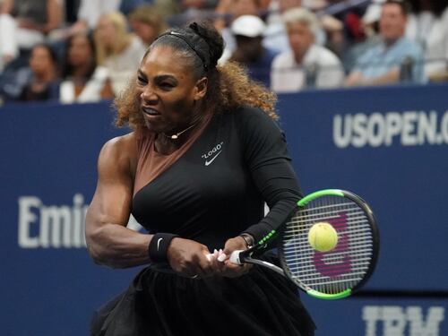 Serena Williams compie 37 anni e dà forfait per Pechino. Torna nel 2019