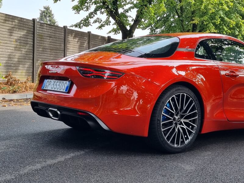 Alpine A110 GT: guarda la gallery della Gran Turismo super leggera  7