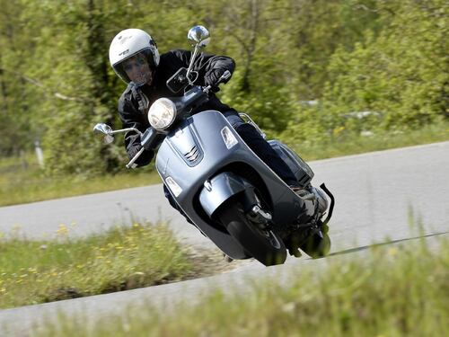 Prova Vespa 300 Gts ABS
