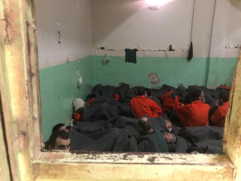 Gli ex detenuti dell'Isis nel campo di Al Hol 1
