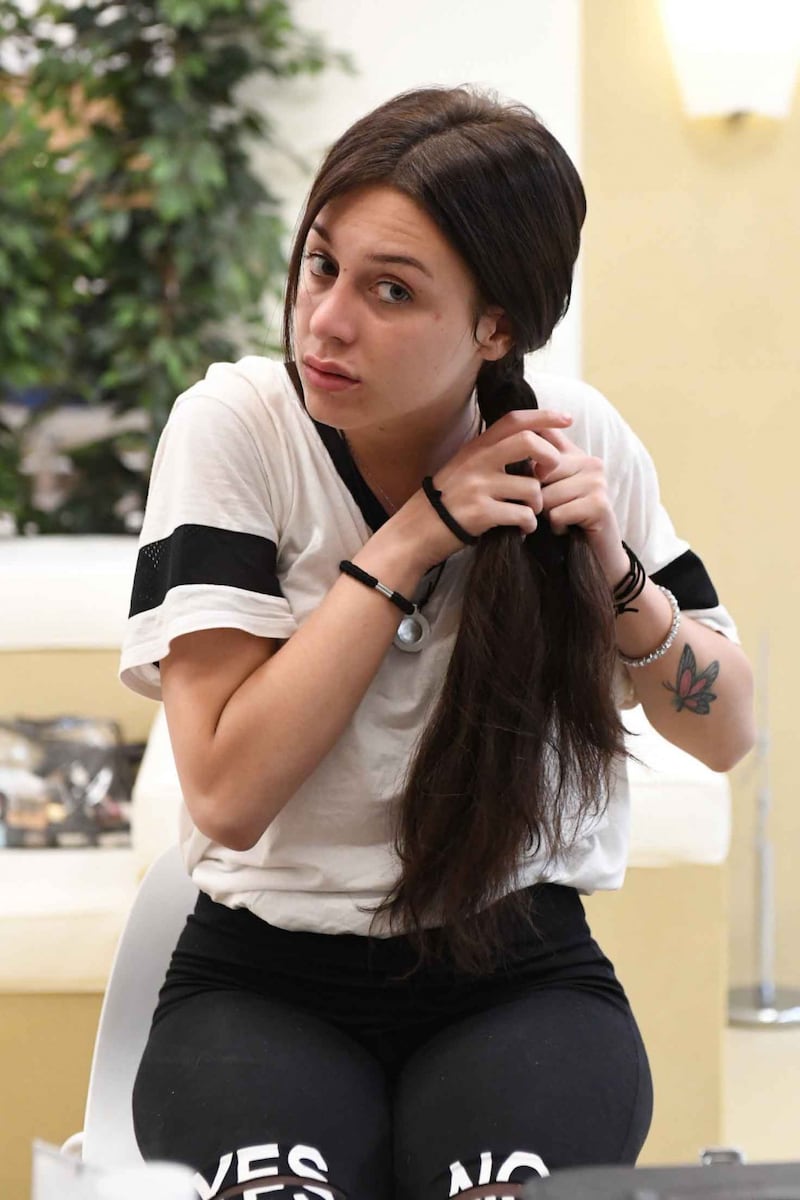 Antonella Mosetti e Asia Nuccetelli sexy al Grande Fratello Vip 27