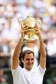 Roger Federer trionfa a Wimbledon: le foto più belle 4
