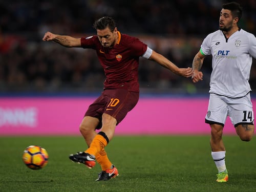 Tanta paura, ma la Roma si regala il derby
