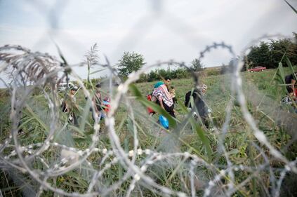 Ungheria, frontiera sigillata al confine serbo 15