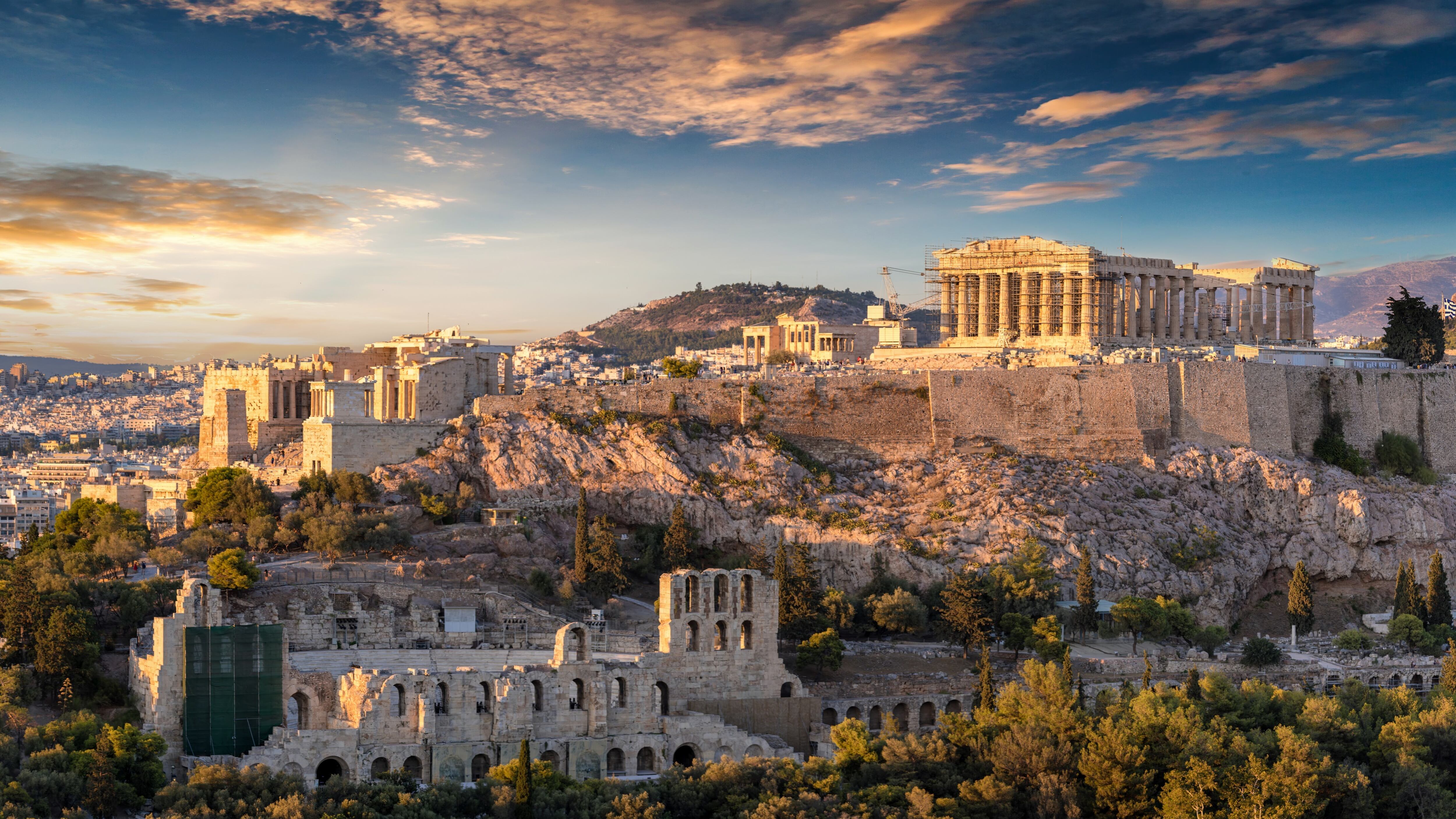 Tsipras a corto di denari vuol vendere pure l'Acropoli