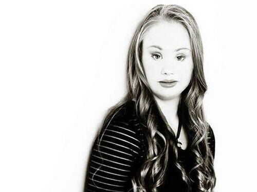 Madeline Stuart, la modella con la sindrome di Down