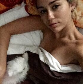 Miley Cyrus nuda in copertina 10