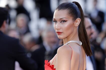 Bella Hadid conquista Cannes 10
