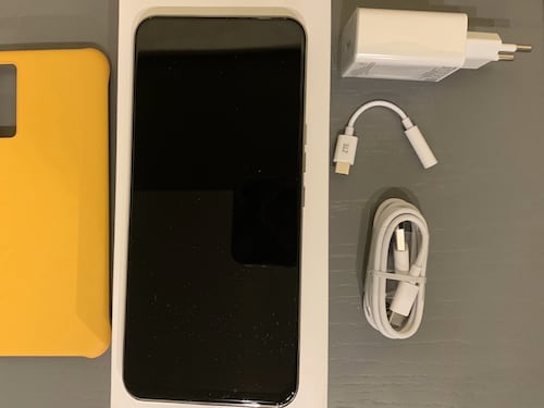 ZTE Axon 20 5G, la fotocamera è sotto il display