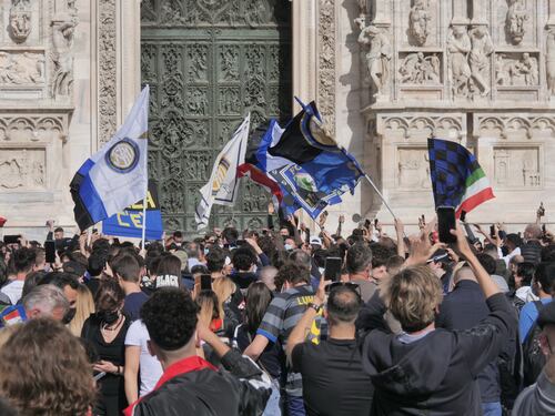 Festa scudetto per 4.500. Centro e movida presidiati contro gli assembramenti
