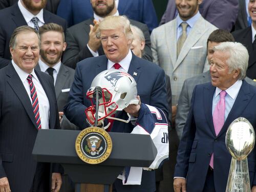 Primi cento giorni, Trump delude gli americani. Ma la prossima settimana può arrivare la svolta