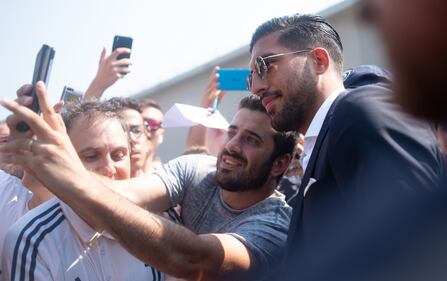 Juventus, ecco Emre Can: la calda accoglienza dei tifosi bianconeri 6