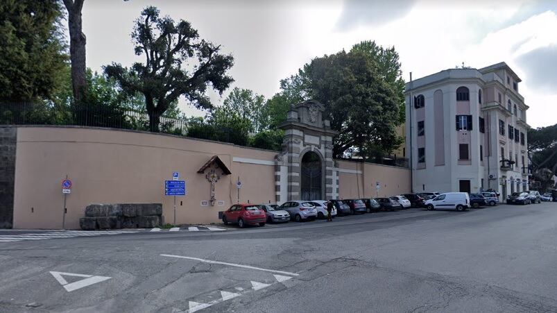 Sesso con studentessa: bidello dovrà risarcire 53mila euro