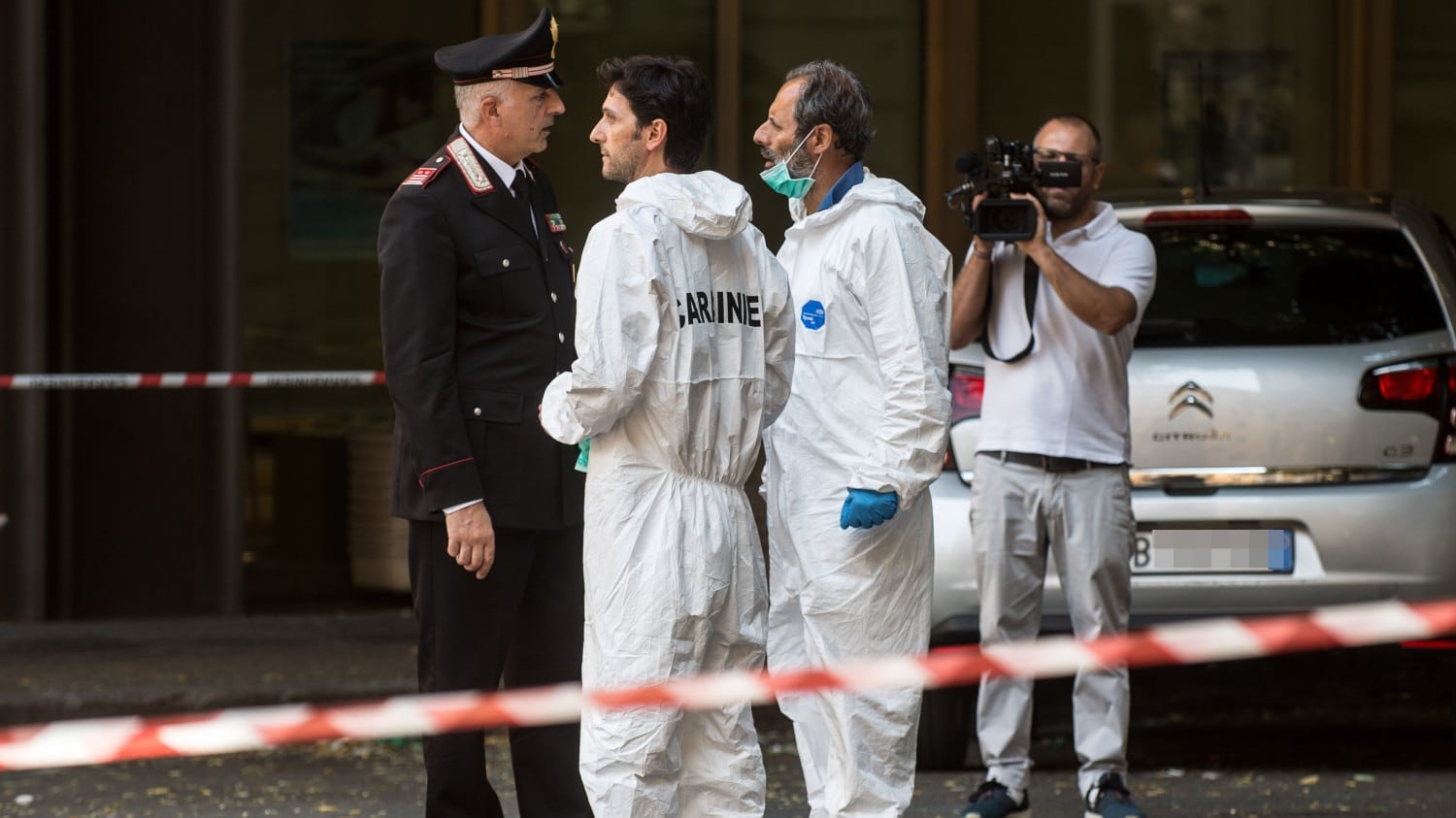 Roma, trovato cadavere saturo di gas: spunta una lettera