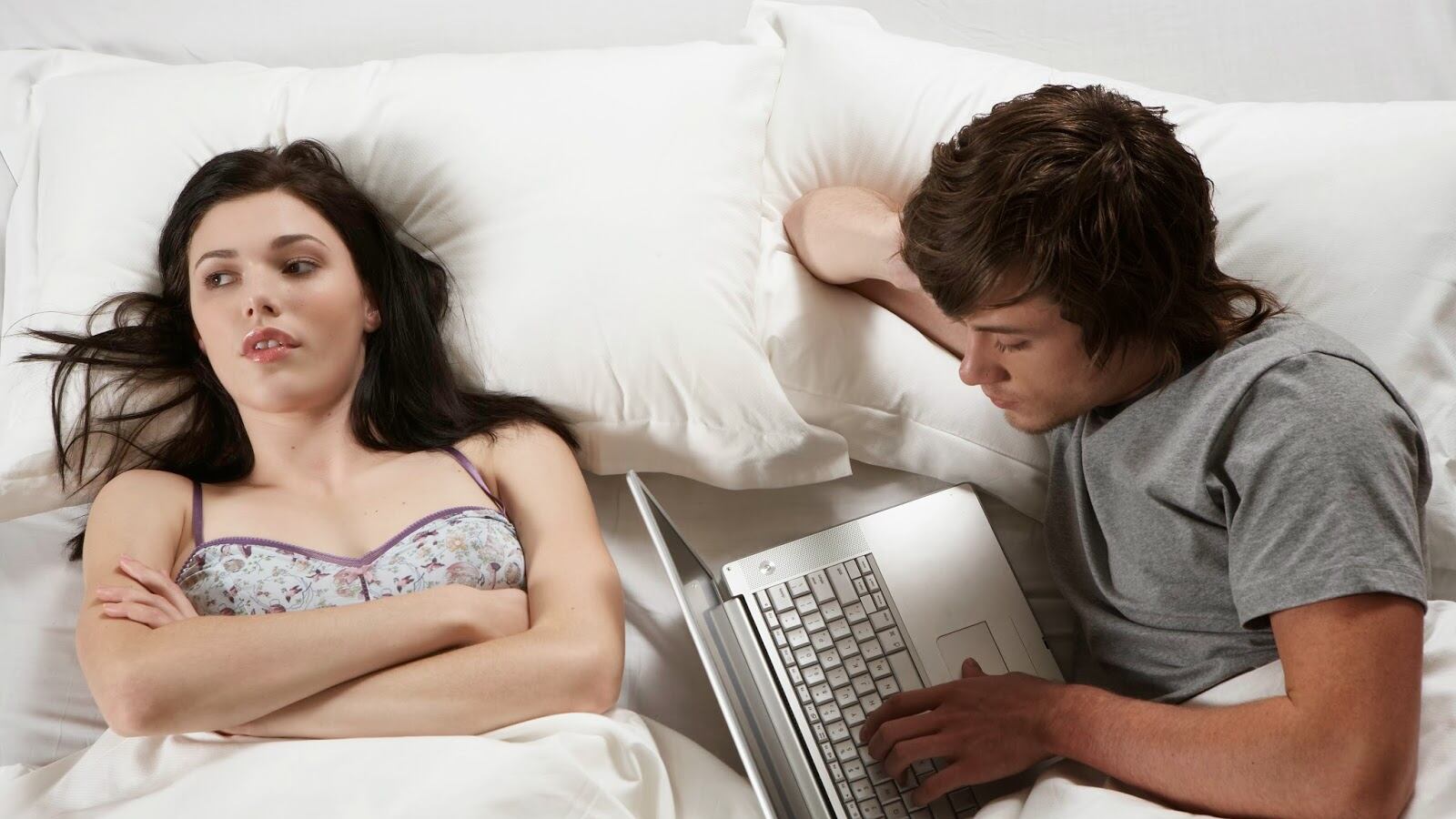 Senza sesso per un anno: astinenza per beneficenza