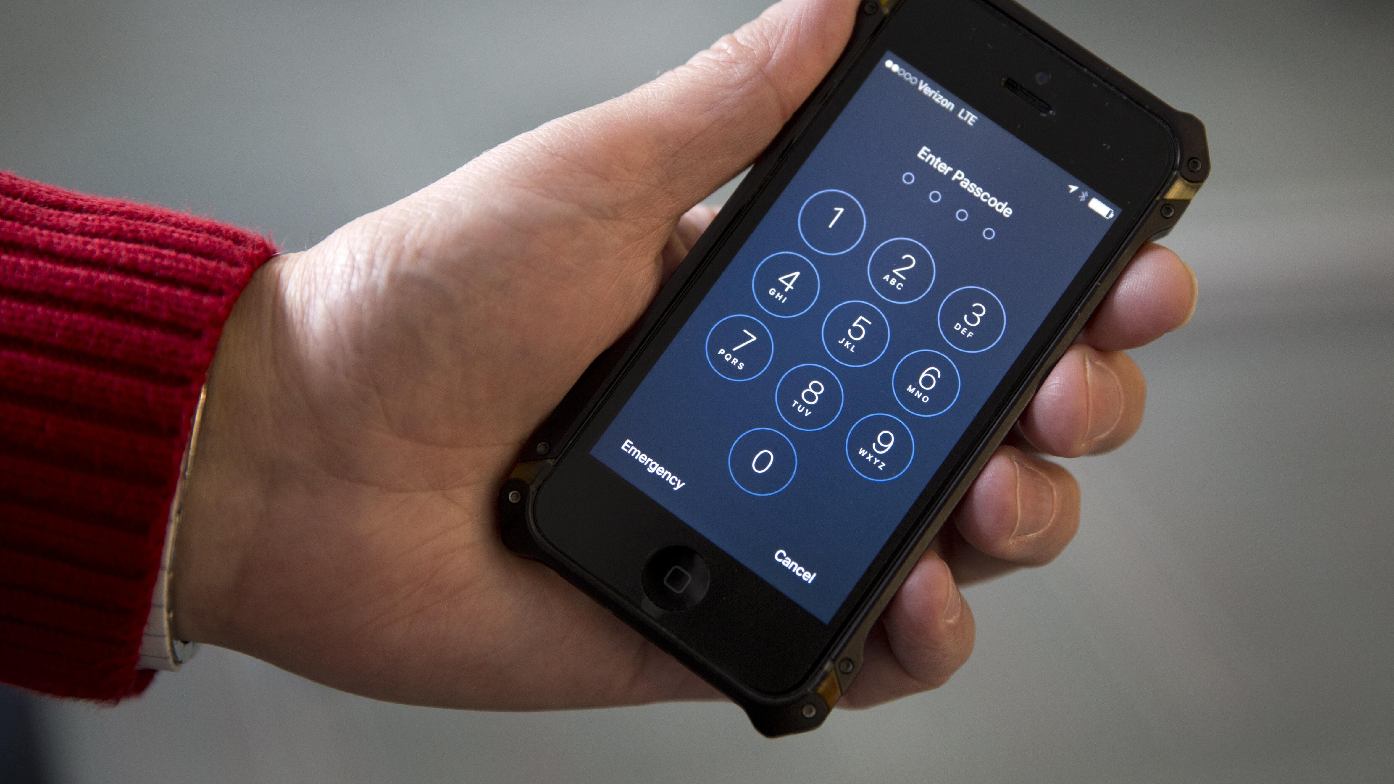Come sbloccare l'iPhone eludendo il codice d'accesso