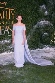 Emma Watson, sexy Bella sul red carpet 18