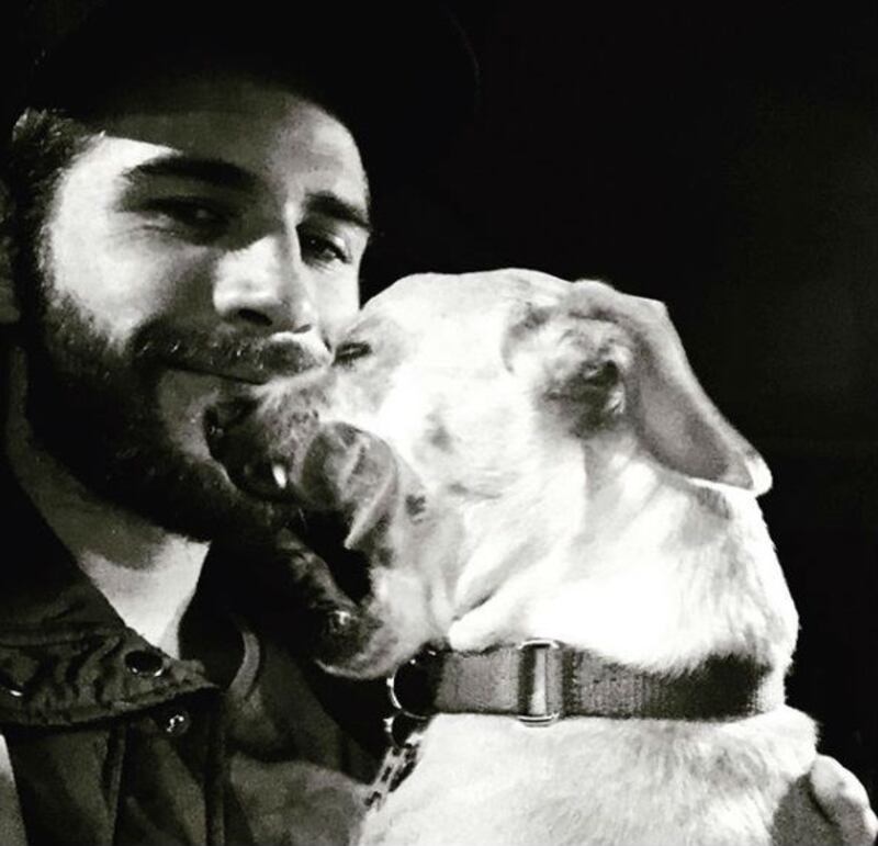 Miley Cyrus e Liam Hemsworth, le foto della coppia  11