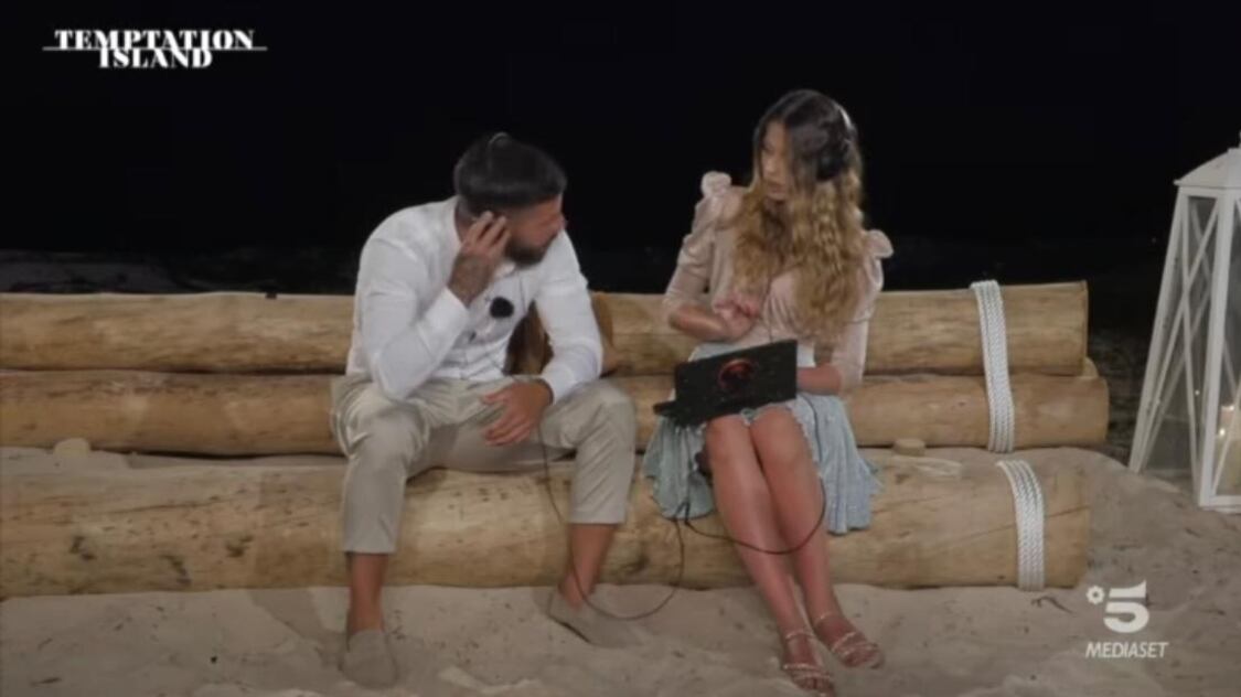 Temptation Island, perché tutti (prima o poi) tradiscono