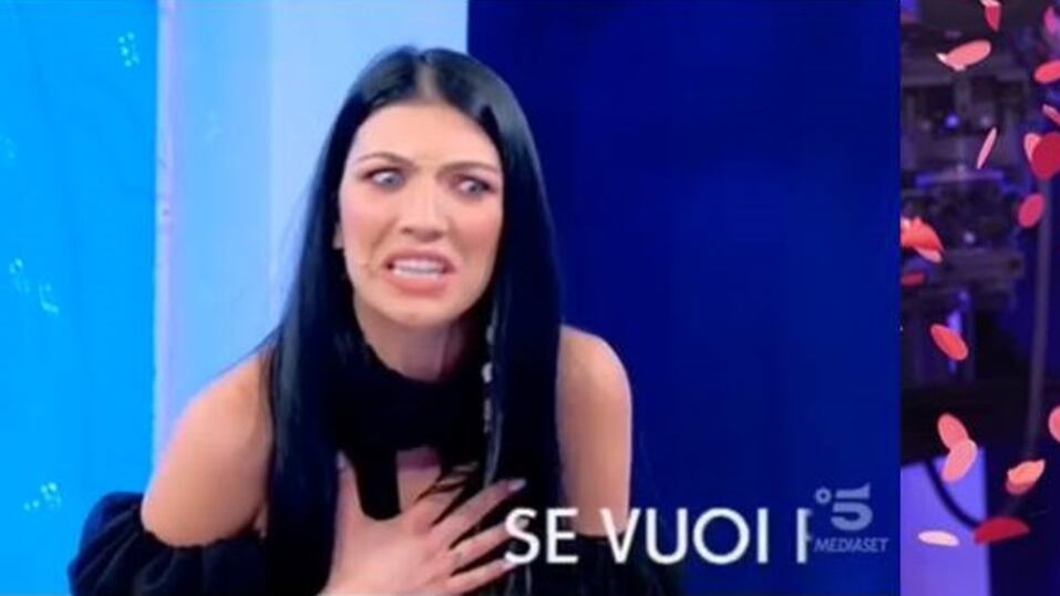 Giulio Raselli sceglie Giulia, ma Giovanna non la prende bene