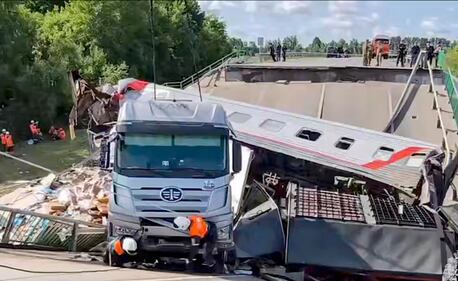 Le esplosioni e i crolli nella Russia occidentale 14