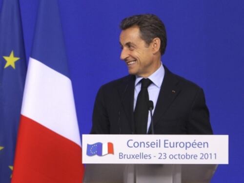 Renzi: "Sbagliammo a ridere con Sarkozy e Merkel di Berlusconi"