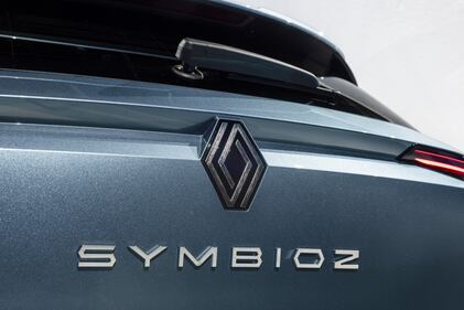 Renault Symbioz: guarda tutte le foto 13