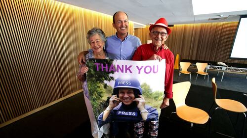 Peter Greste riunito con i familiari a Brisbane 4