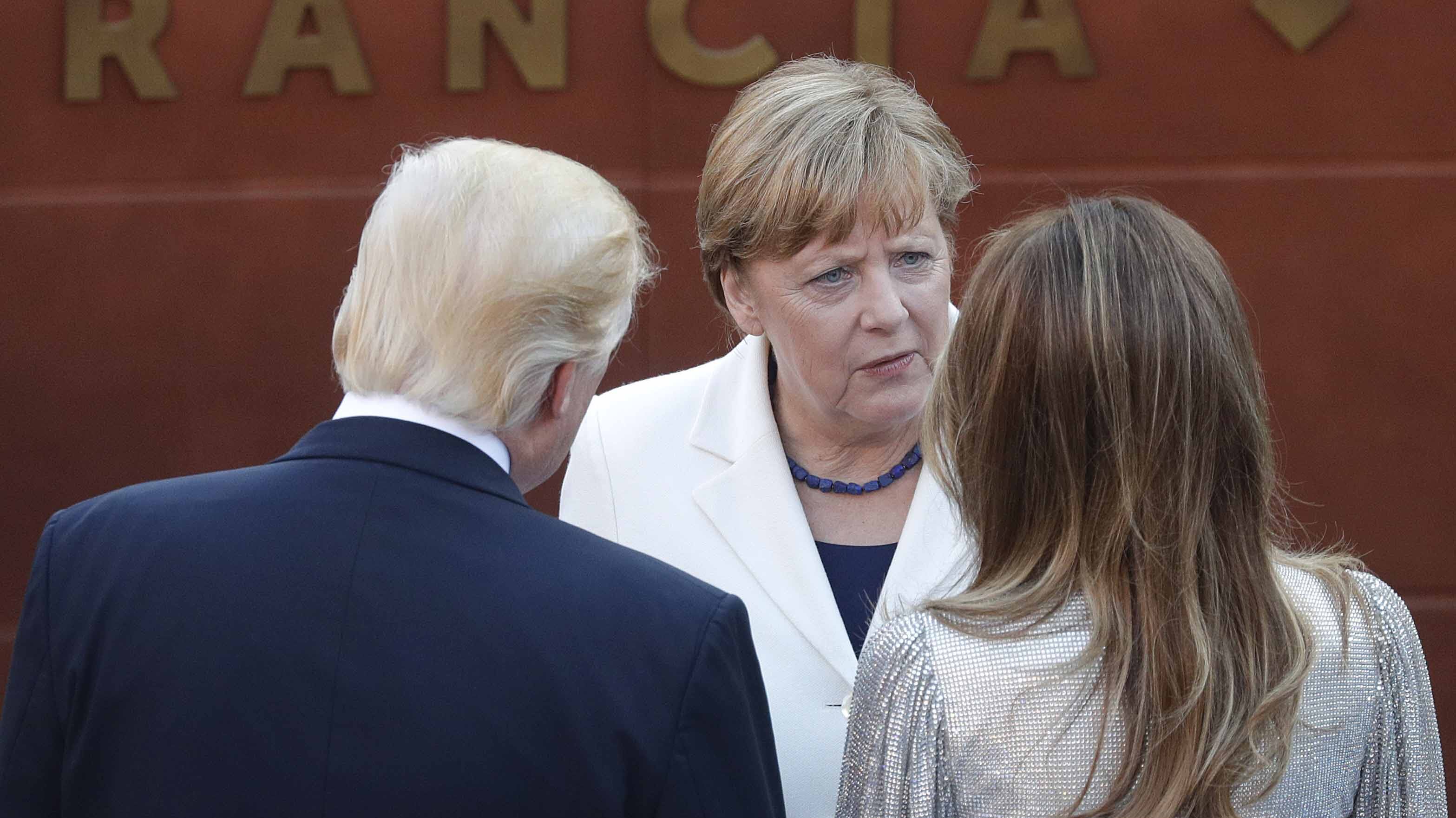 Trump, Berlino rincara la dose: "Danni a Occidente e all'Europa"