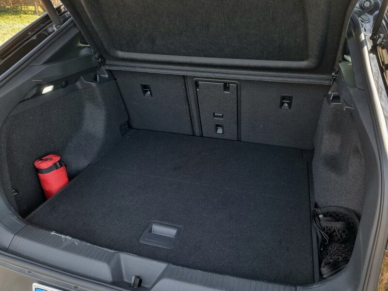 Volkswagen ID.5, guarda le foto del crossover coupè elettrico 7